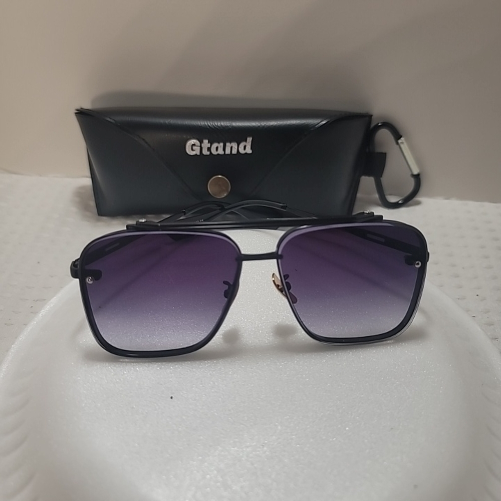 AND Men's Black Frame Sunglasses with Purple Gradient Lenses